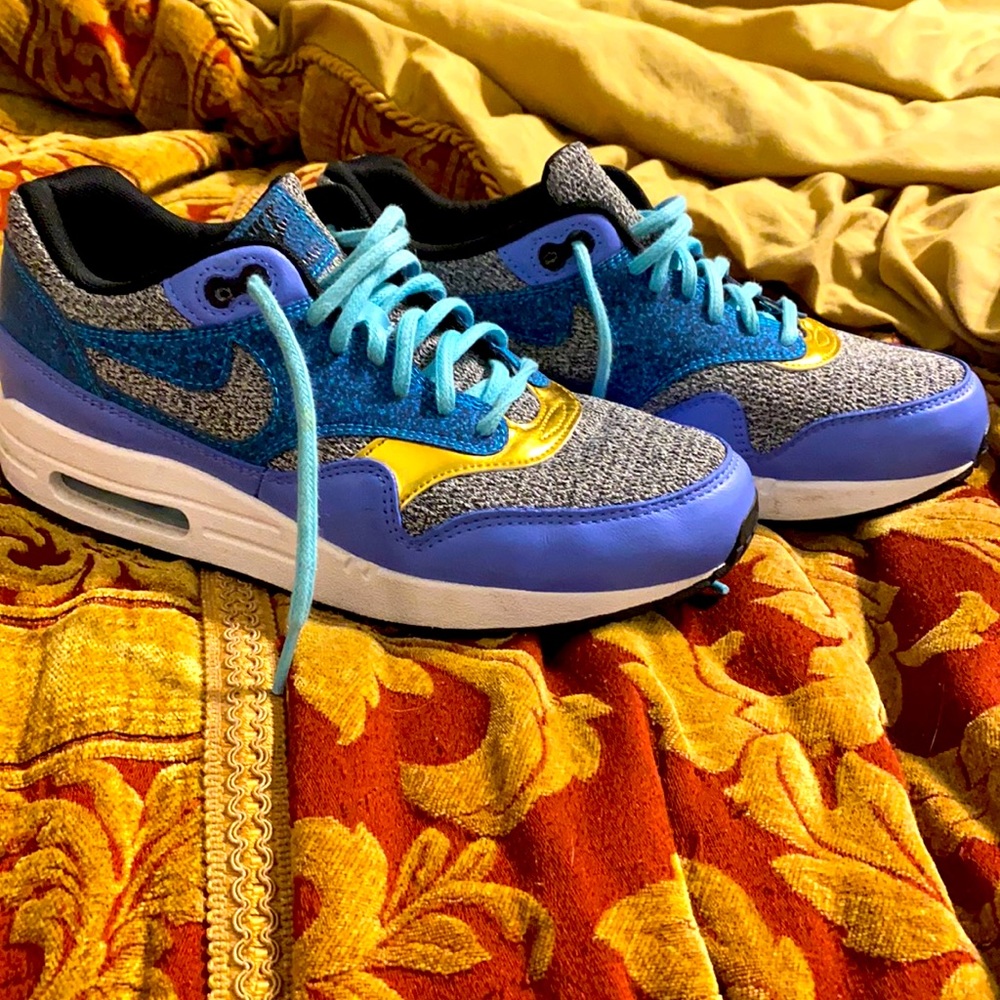 Nike Shoes